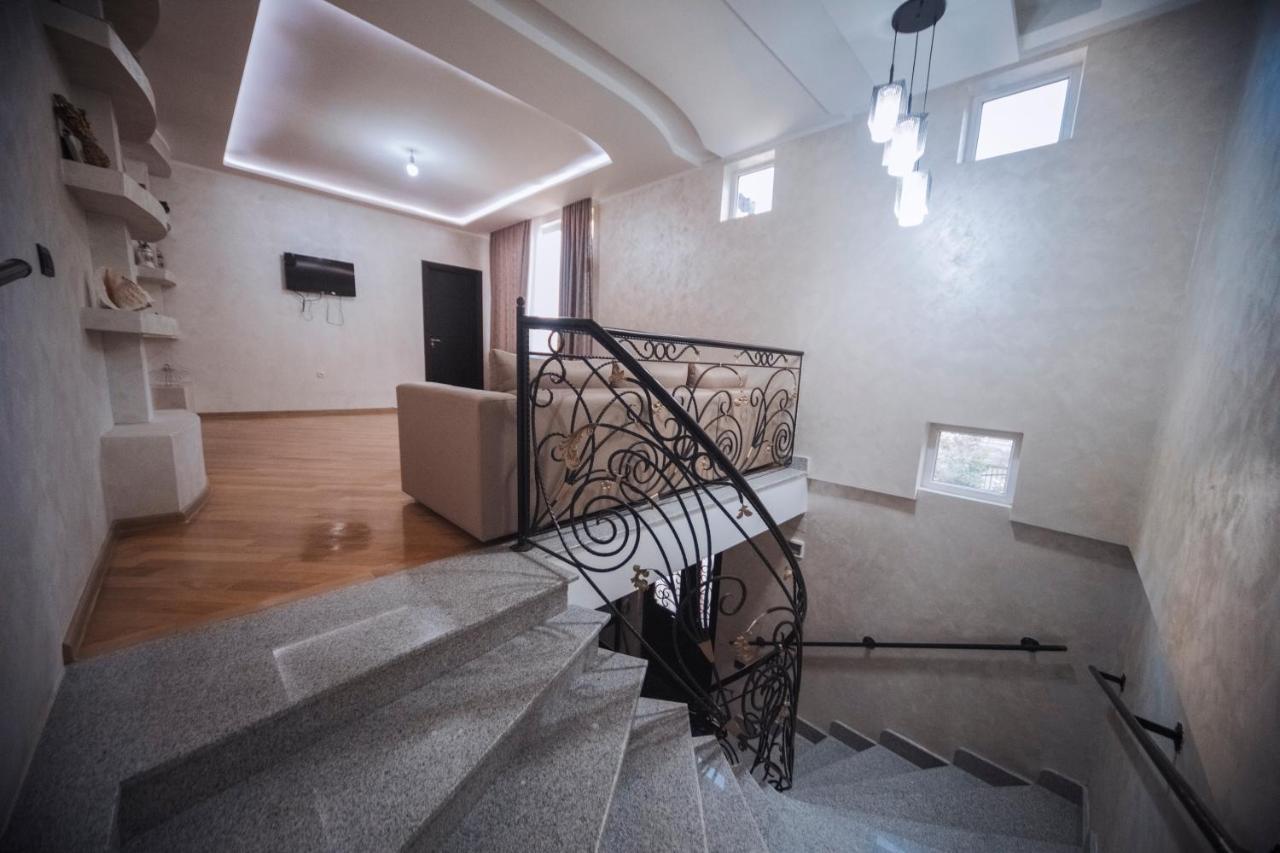 Гостевой дом Makos Кутаиси Экстерьер фото